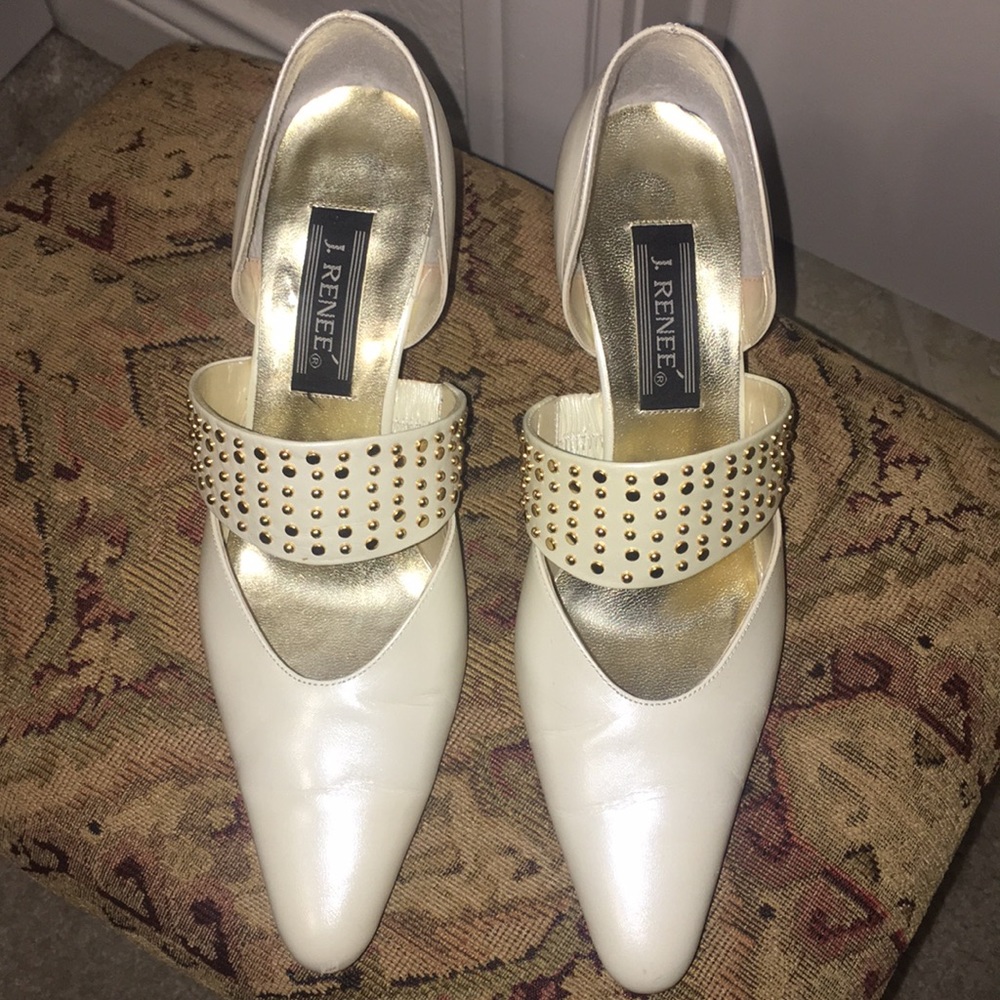 | J.Reneé | Cream Leather